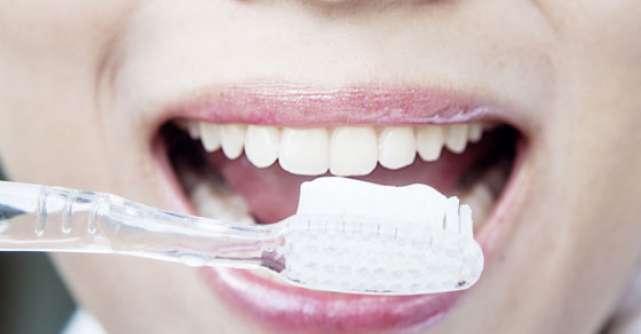 5 Paste de dinti NATURALE pentru albire si eliminarea tartrului