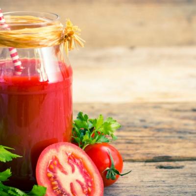 Beneficiile sucului de rosii: De ce trebuie sa bem in fiecare zi un pahar