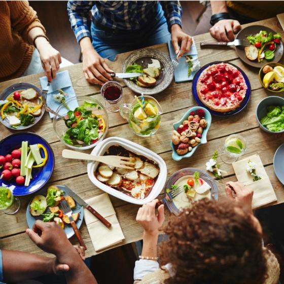 Vesela draguta pentru mese vesele in familie