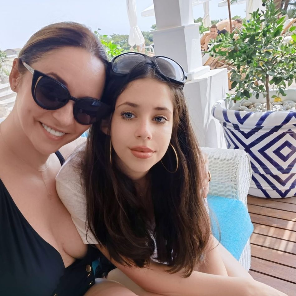 Andreea Marin și fiica sa, Violeta, împreună la emisiunea lui Măruță. Reacția prezentatorului tv când a văzut-o pe Violeta