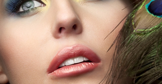 5 idei de machiaj glam pentru Revelion