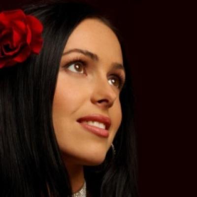 Practic: Trucuri de la Regina sprancenelor