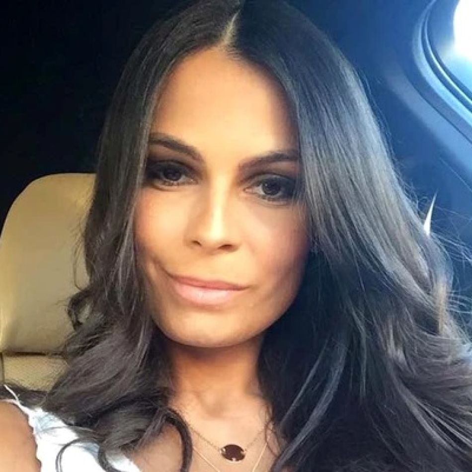 Trucurile la care apelează Anca Serea pentru a se feri de căniculă. Cum îi protejează vedeta pe copii?