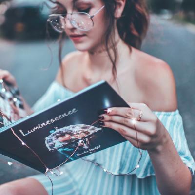 Bluze croite larg: lejere și potrivite indiferent de siluetă