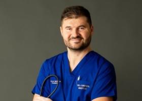Rolul kinetoterapiei în tratarea osteoporozei: mișcarea care reconstruiește încrederea în propriul corp