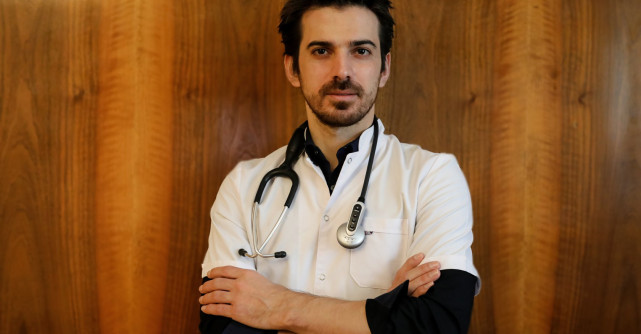 Tuncay Ozturk face angajări pentru clinica sa din București. Ce salarii oferă fostul soț al Andreei Marin