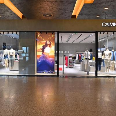 SARKK SA deschide primul magazin CALVIN KLEIN JEANS din Timișoara