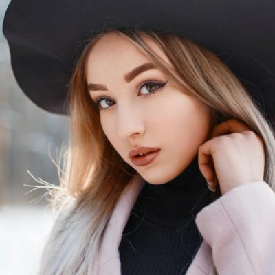 5 piese de iarna indispensabile pentru a compune un outfit calduros, dar si elegant