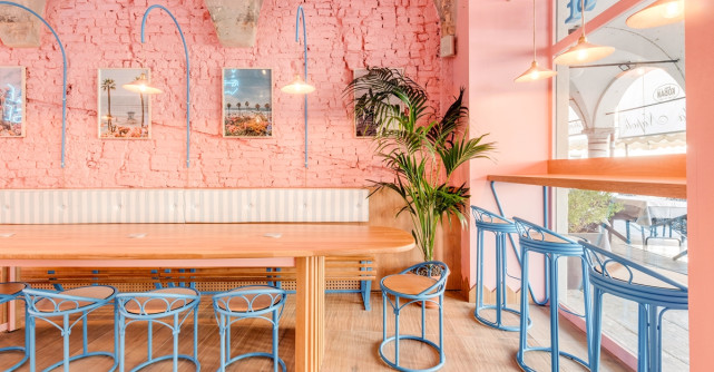 POKE HOUSE, RENUMITUL LANȚ INTERNAȚIONAL DE POKE BOWLS, SE LANSEAZĂ ÎN ROMÂNIA, ADUCÂND SPIRITUL CALIFORNIAN ÎN BUCUREȘTI