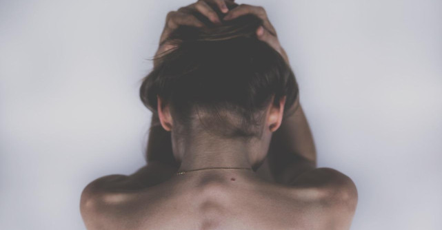 10 semne care arata ca tristetea ta este, de fapt, depresie