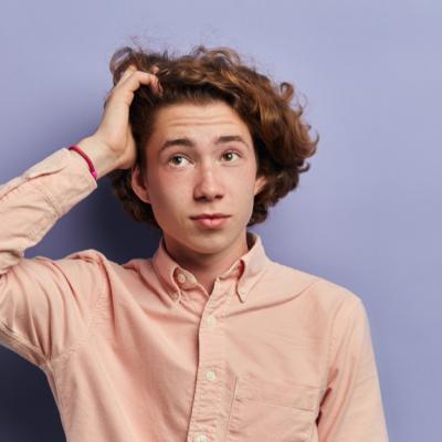 Salonul de acasă: foarfeca profesională sau mașina de tuns?