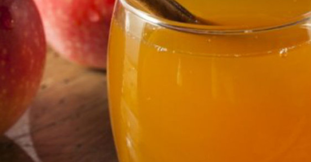 Cum sa prepari ACASA otet de MERE