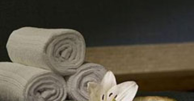 O luna de miere plina, plina de distractii