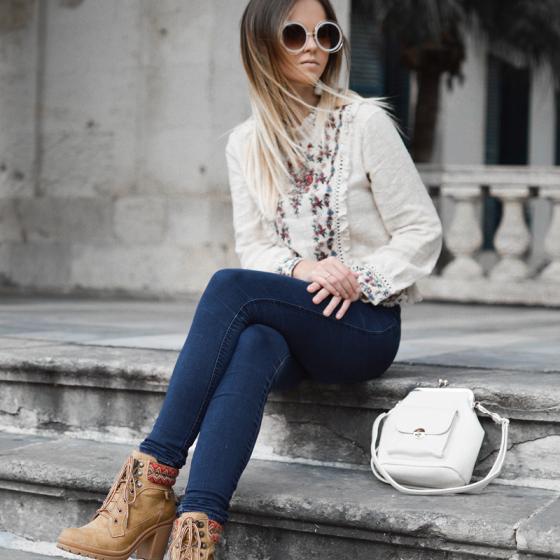 Tunici răcoroase de in: alege-le pentru zilele călduroase și nu numai!