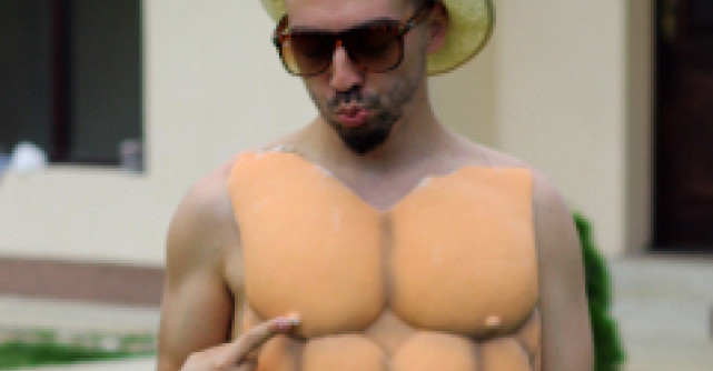 Foto: Skizzo Skillz ne arata ca are cu ce