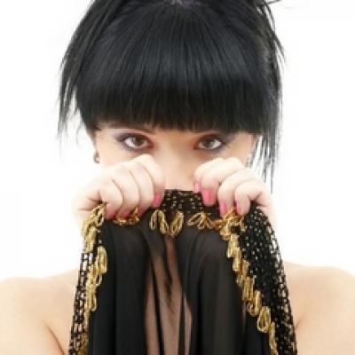 Video: Ce face maneaua din chinezi