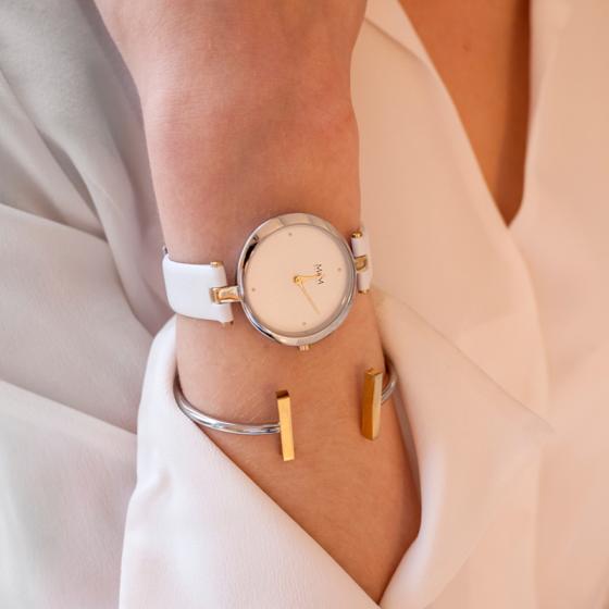 Ceasul-bijuterie este la modă în acest sezon: descoperă cele mai tari modele și combinații