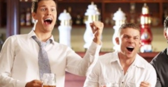 Barbati, treziti-va! 20 de replici penibile de agatat