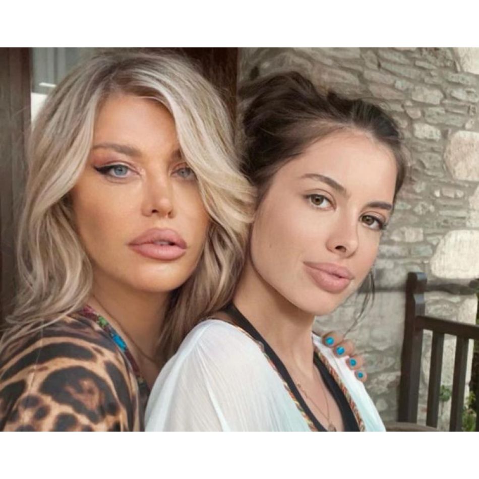 Loredana Groza, reacție neașteptată după ce internauții au scris că fiica sa are operații estetice!