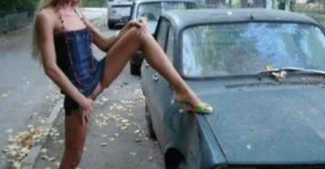 Razi cu lacrimi: Cele mai amuzante imagini din Romania in ultimii ani