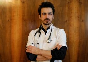 Tuncay Öztürk, în mijlocul unui conflict cu mama fiicei sale. Disputa a ajuns în instanță