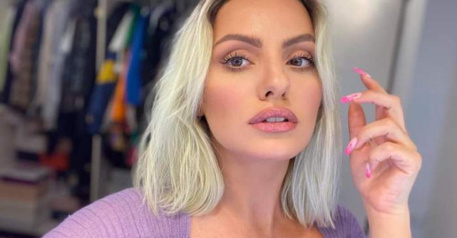 Alexandra Stan, abordată de un bărbat însurat: 