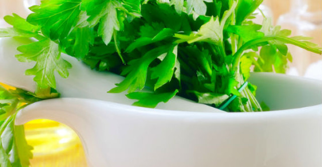 Miracolul din patrunjel. Beneficii si intrebuintari