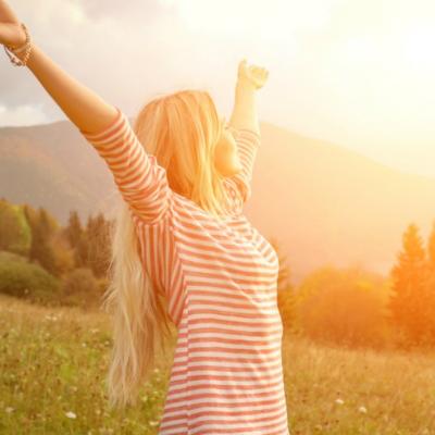 Cele trei lucruri pe care oamenii fericiți nu uită niciodată să le facă