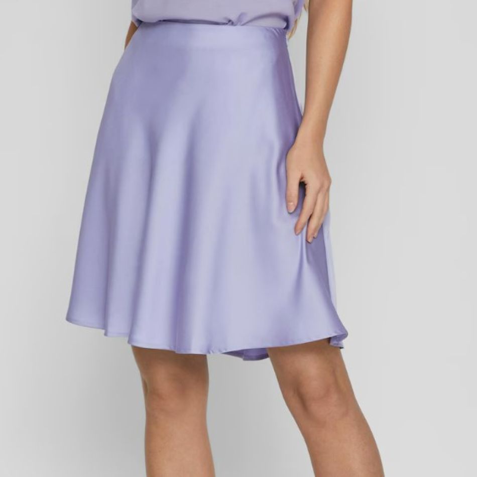 20 de fuste de vară. Descoperă modelele care nu trebuie să-ți lipsească din dulap!   