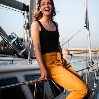 Se poartă pantalonii lungi bufanți acum, dar și la iarnă!