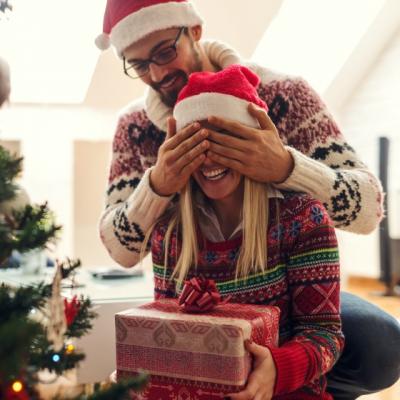 Pregătește-te de Crăciun! Haine cu imprimeuri de sezon