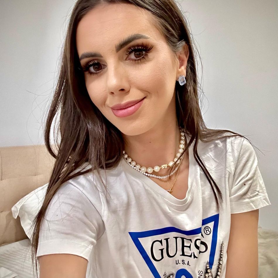 Georgiana Lobonț, de 3 x mămică! Artista este însărcinată și le-a dat vestea urmăritorilor săi