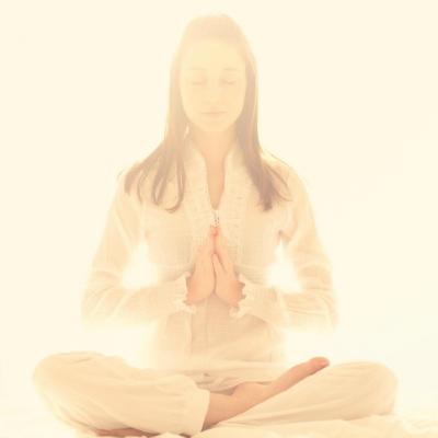 10 mantre magice care ajuta in vremuri grele