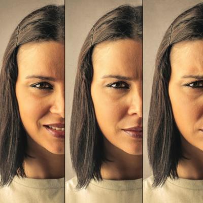 Simptomele depresiei zambitoare: cum poti suferi de tristete, chiar daca pari fericita