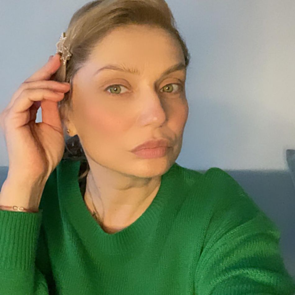 Însărcinată în 8 luni, Cristina Cioran a ajuns pe patul de spital: Să stea cât trebuie acolo...