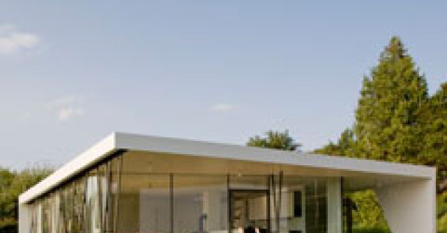 Arhitectura contemporana: casa in forma de cub