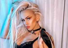 Anda Adam, ipostaze tandre cu logodnicul ei în noul videoclip. Ascultă aici „Nu mă lăsa așa” și vezi cât de hot este artista