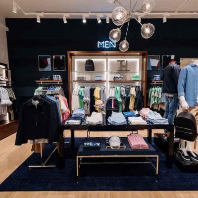 Tommy Hilfinger renoveaza magazinul din Iulius Mall, Cluj in noul concept