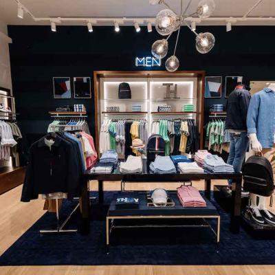 Tommy Hilfinger renoveaza magazinul din Iulius Mall, Cluj in noul concept