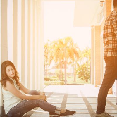 Ghostingul în relație: Ce este și cum ne afectează