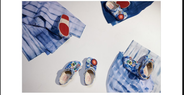 Levi’s și Crocs combină stilul casual, confortul și design-ul de calitate într-o nouă colecție capsulă 