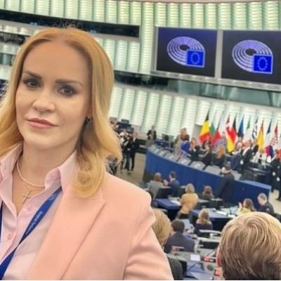 Gabriela Firea, în culmea fericirii! A devenit bunică la 54 de ani și a dezvăluit numele nepoatei sale