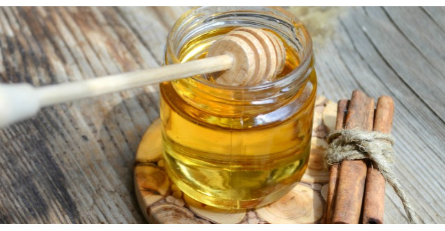 Miere si scortisoara, ingredientele perfecte pentru sanatatea ta. Iata cum sa le combini