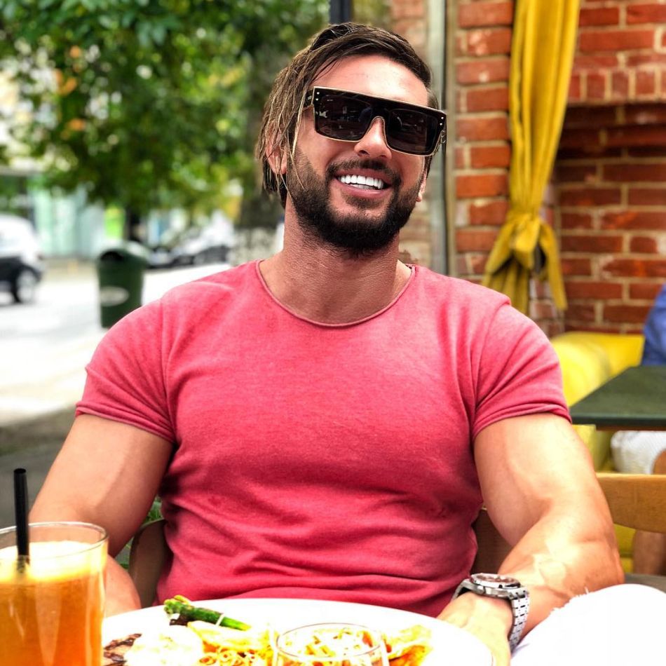 Dorian Popa, critici din partea fanilor cu privire la aspectul fizic! De ce nu mai ajunge artistul la salonul de înfrumusețare?