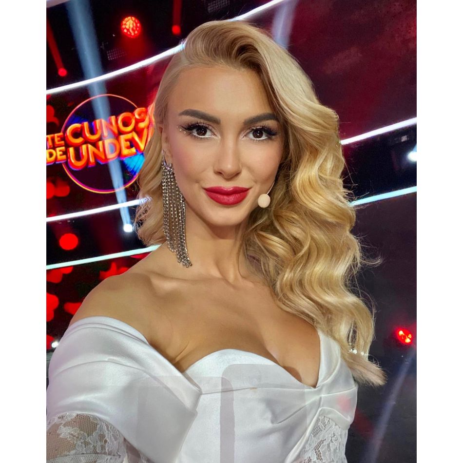 Andreea Bălan, probleme de sănătate! Vedeta a ajuns de urgență la spital, plină de sânge 