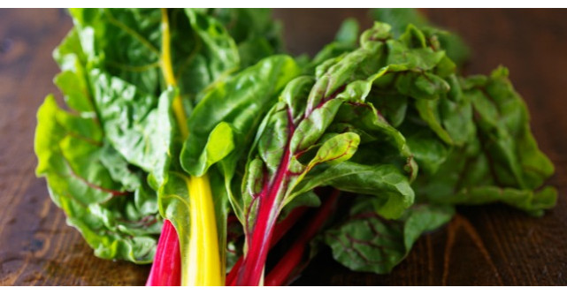 Retete cu stevie: o sursa excelenta de vitamine