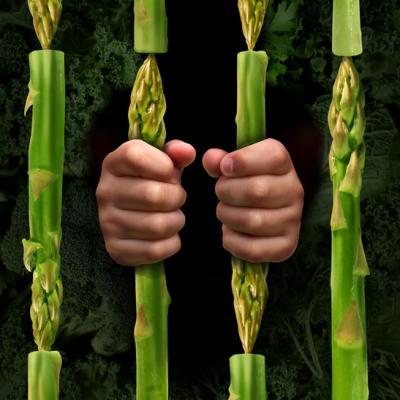 NU incerca asa ceva: 11 motive sa FUGI de dietele drastice