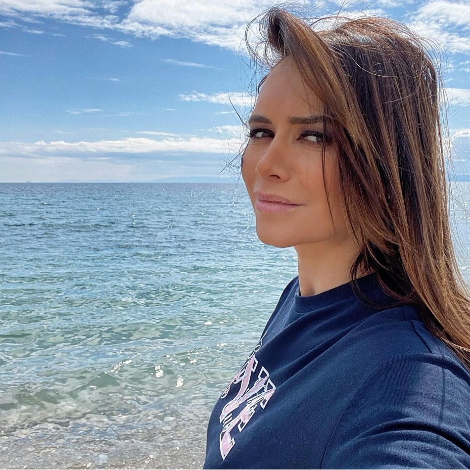 Cât de frumoasă este Magda Pălimariu în ultimul trimestru de sarcină! Viitoarea mămică va aduce pe lume un băiețel