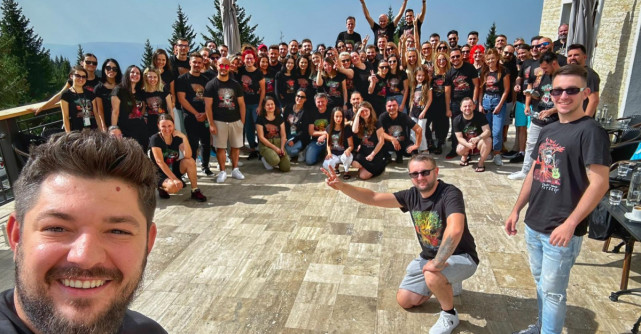 Cu o investiție de peste 1,5 milioane de euro, eduKiwi School lansează cea mai mare platformă educațională din România