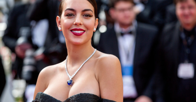 Cristiano Ronaldo și Georgina Rodriguez, logodnă de senzație! Cât a costat inelul care a făcut furori pe Instagram 